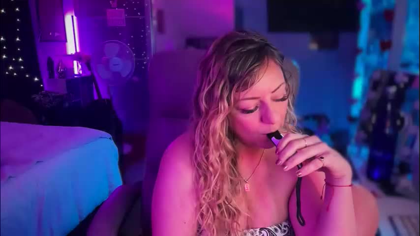 nyxxen Adult Chat April 5, 2026