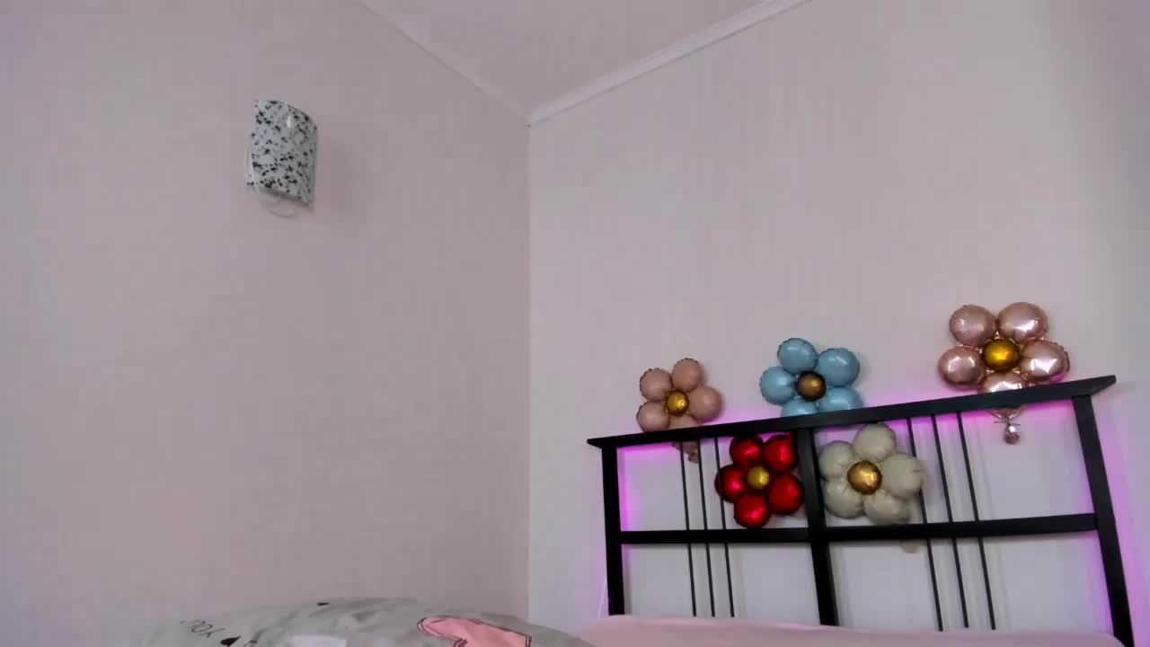 FloraAmbers Adult Chat April 5, 2026