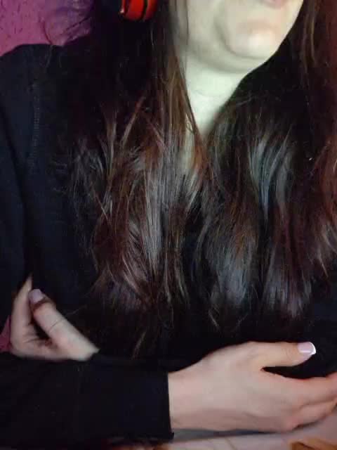 hellshell300 Adult Chat April 5, 2026