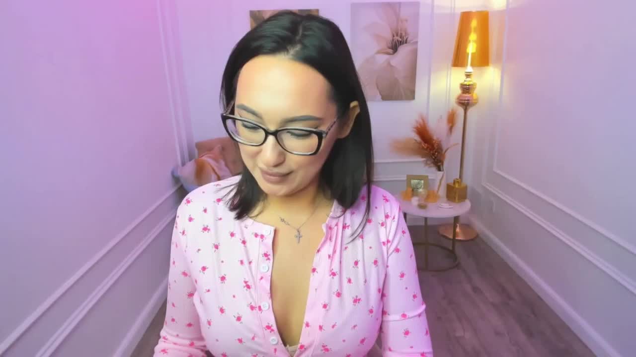 EvaSarazardje Adult Chat April 6, 2026