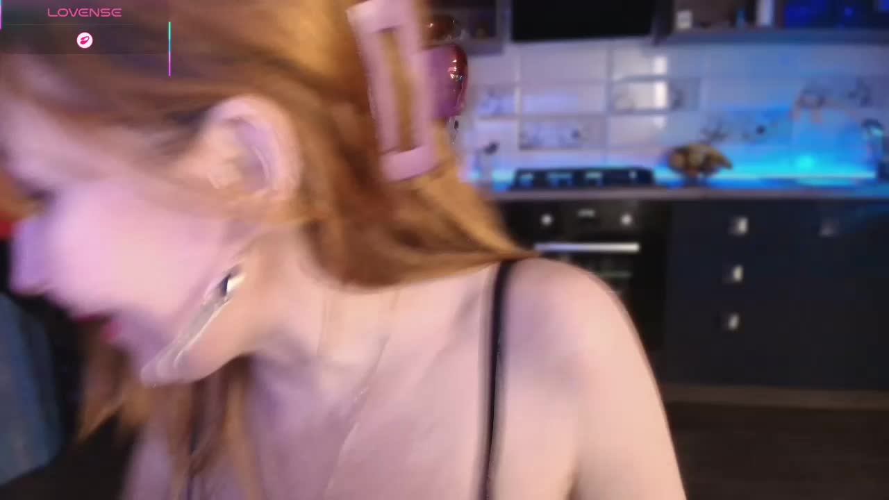 RedCandy_ Adult Chat April 6, 2026