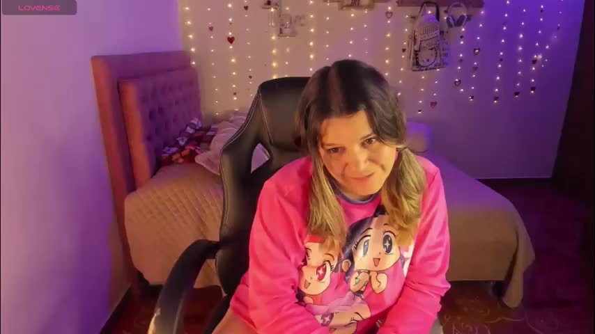 danna_wry Adult Chat April 6, 2026