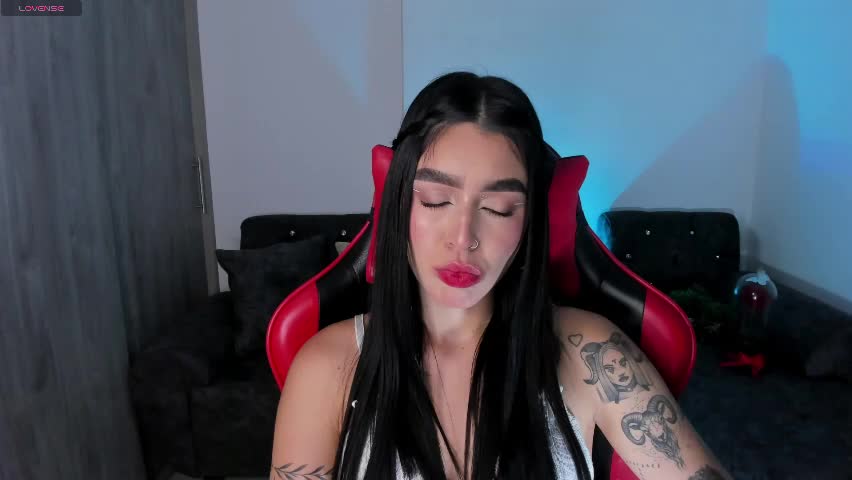 zoee_jackson Adult Chat April 6, 2026