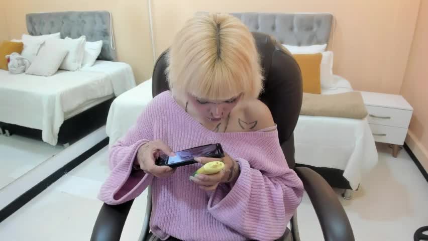 bela_craxkerr Adult Chat April 6, 2026