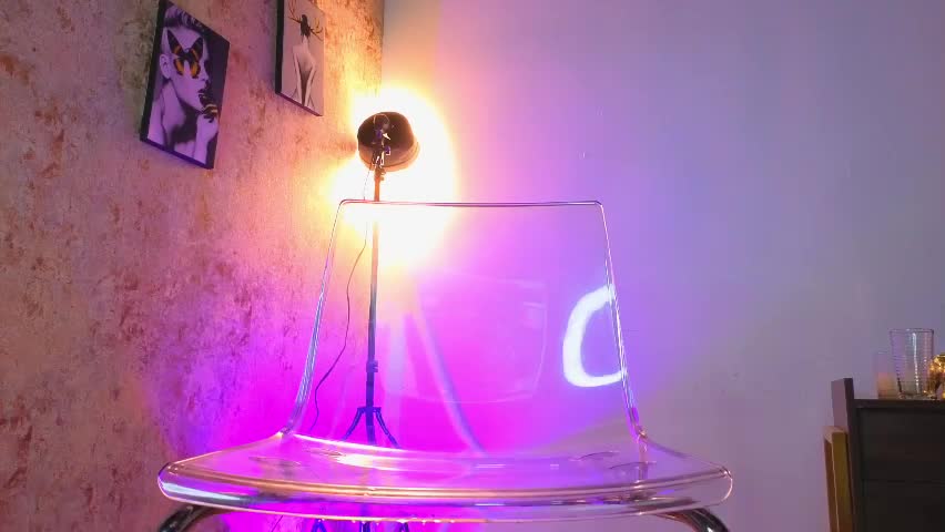 alessialondon Adult Chat April 6, 2026