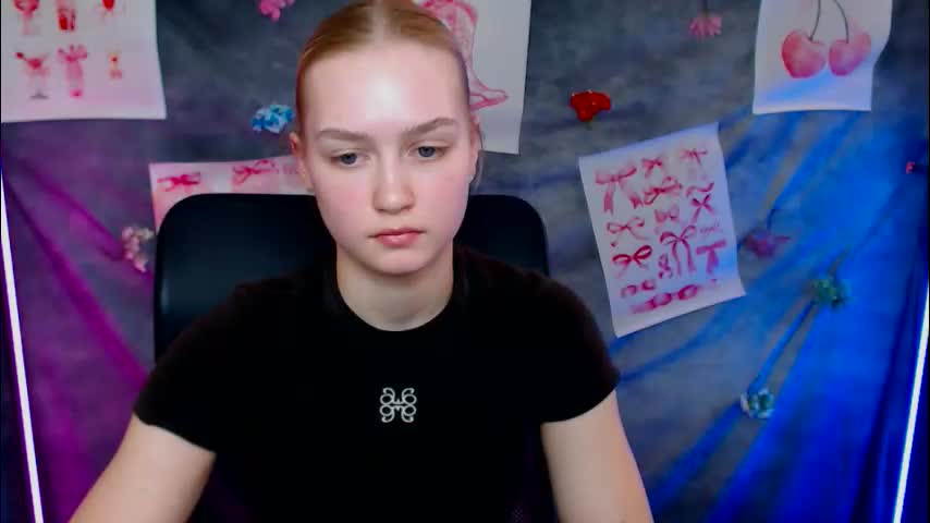 _mademoiselle_e Adult Chat April 5, 2026