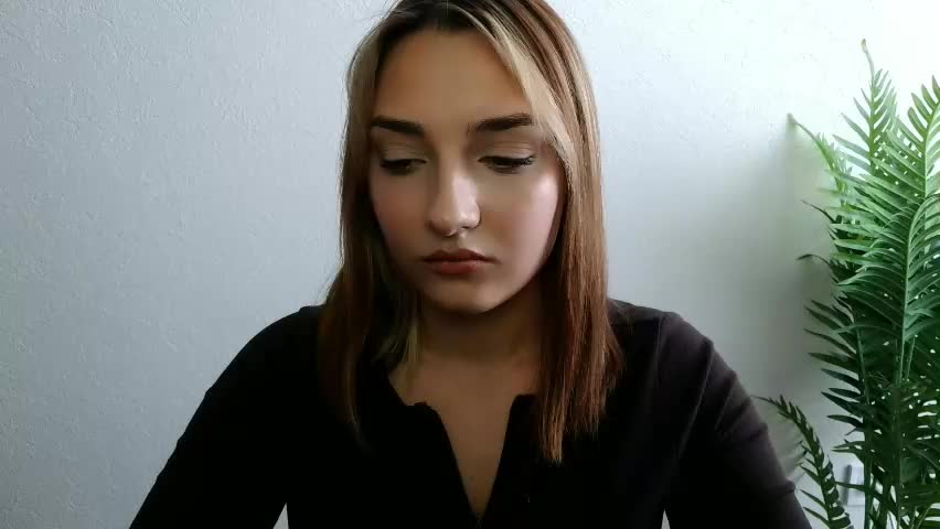 veryveryshygirl Adult Chat April 5, 2026