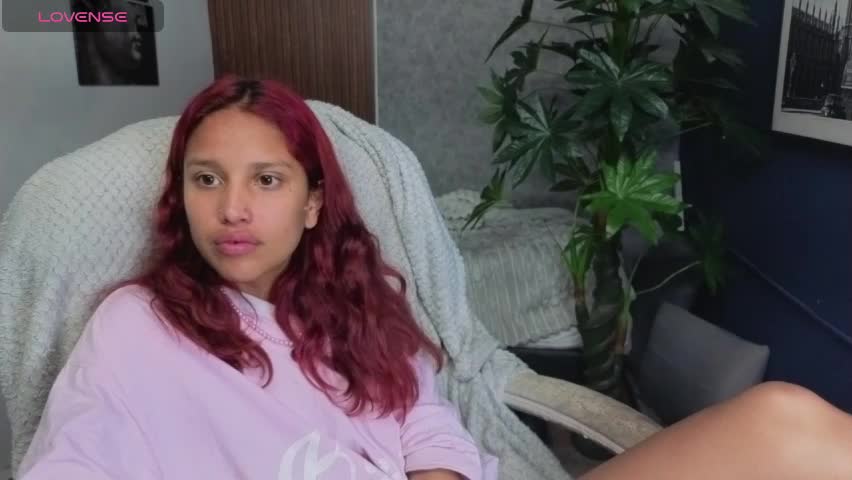 saphiire_ Adult Chat April 6, 2026