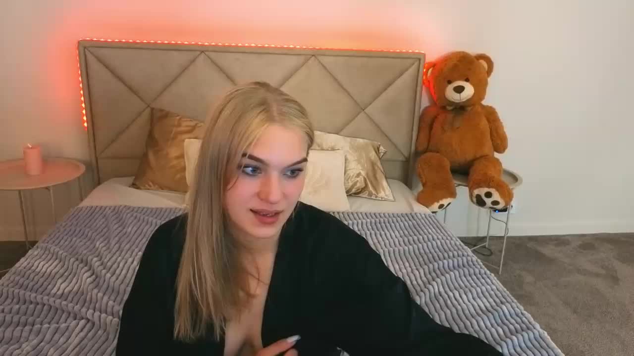 AlinaLemon Adult Chat April 6, 2026