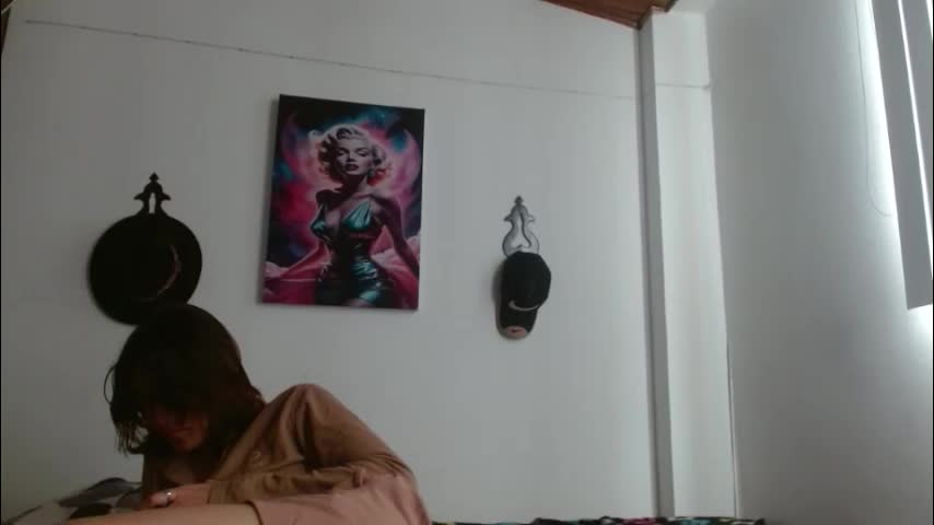 crystal_starx Adult Chat April 6, 2026
