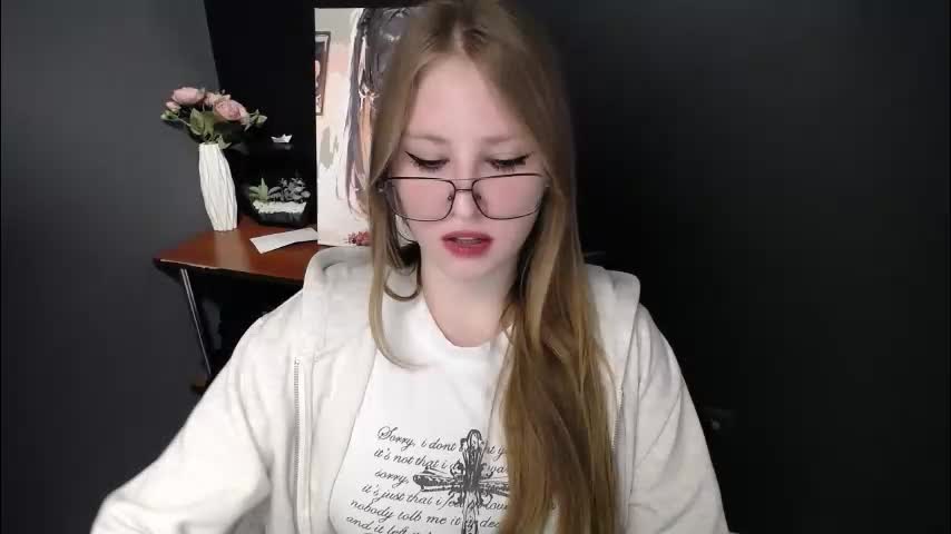 cute_minx Adult Chat April 6, 2026