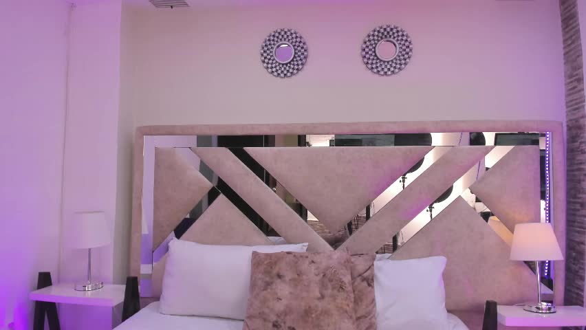 ximena_vasquez8 Adult Chat April 6, 2026