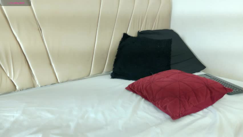 mikoto_urab Adult Chat April 6, 2026