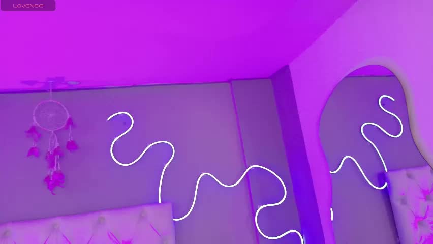 aria_nixy Adult Chat April 6, 2026