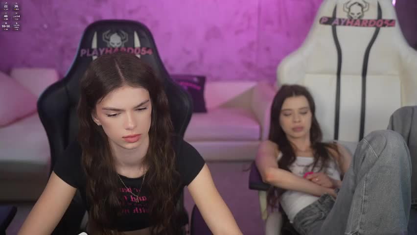 kira0541 Adult Chat April 6, 2026