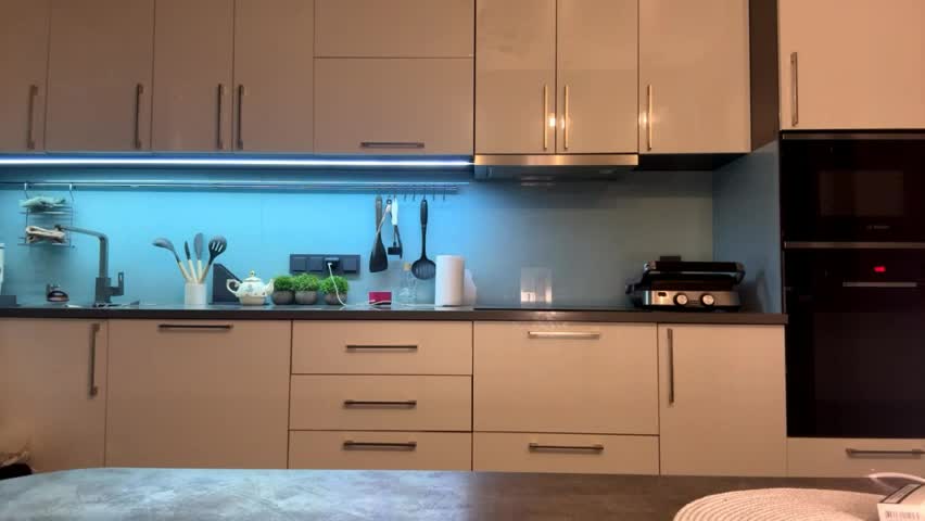 raeannschemmer Adult Chat April 6, 2026