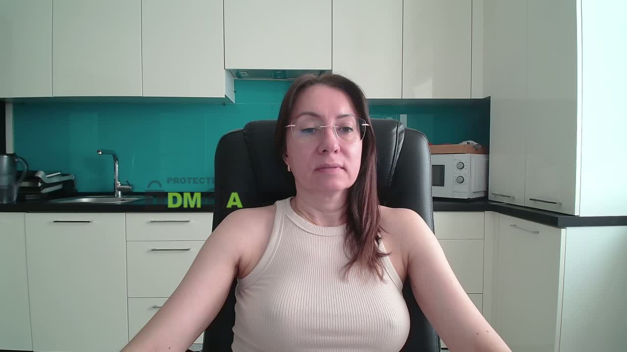 Valerianice Adult Chat April 6, 2026