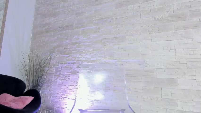 helenceccile Adult Chat April 6, 2026