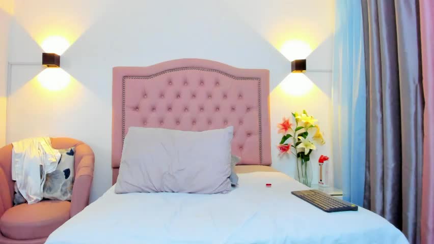 paulinavera Adult Chat April 6, 2026