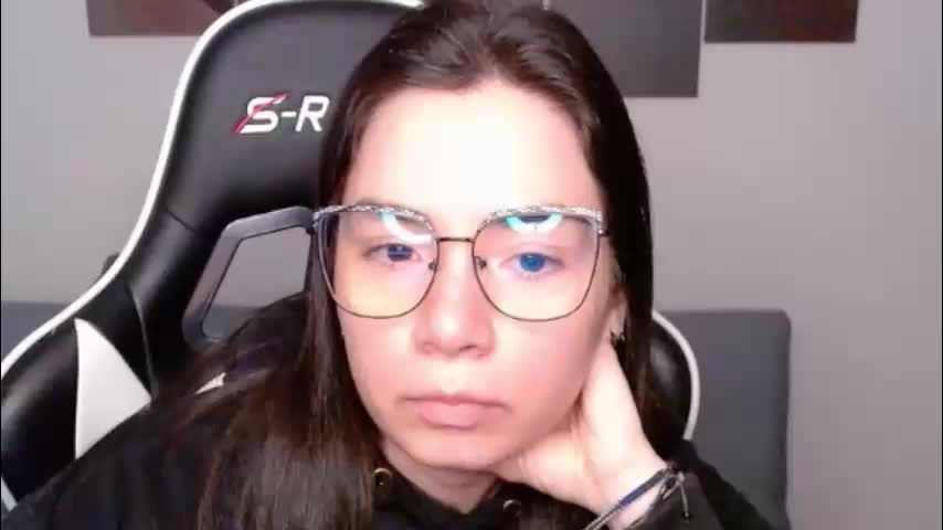 wolfs_daughter Adult Chat April 6, 2026