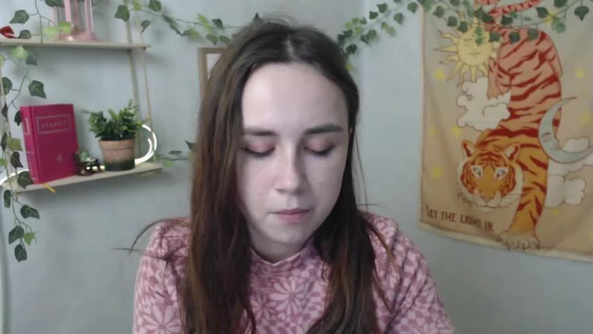 veryveryvery_shy Adult Chat April 6, 2026