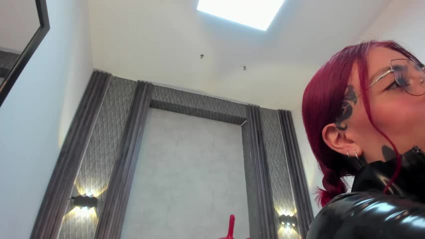 _selene_red Adult Chat April 6, 2026