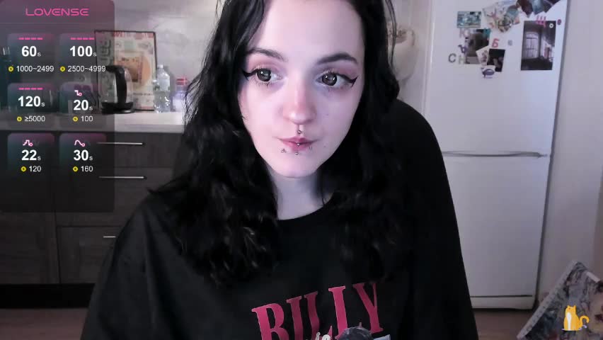 lina_tyaan Adult Chat April 6, 2026