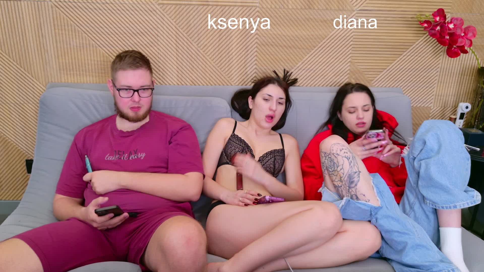 WebcamSlut Adult Chat April 6, 2026