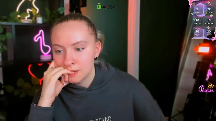 mila_glow Adult Chat April 6, 2026