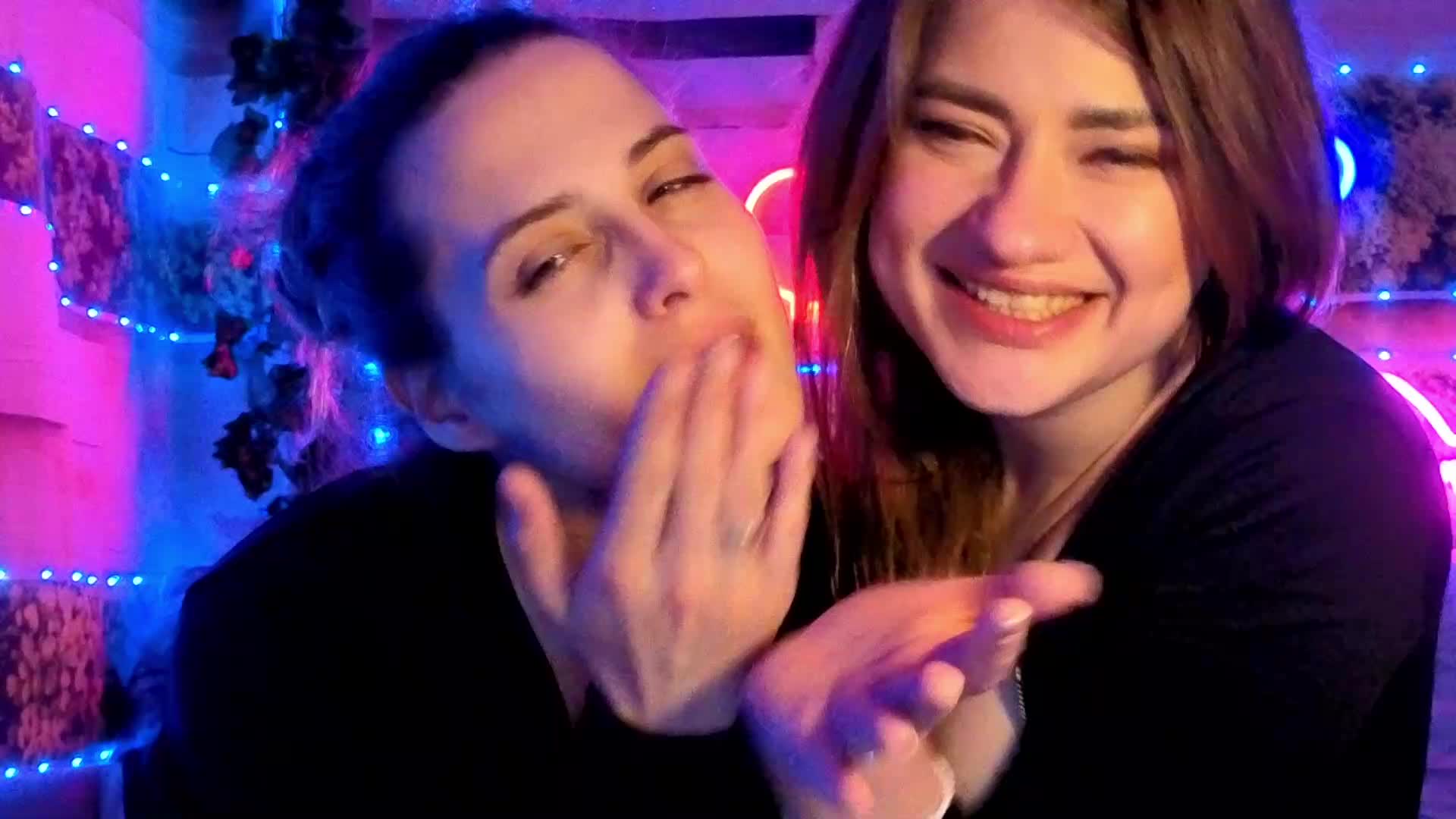 2Laski2 Adult Chat April 6, 2026