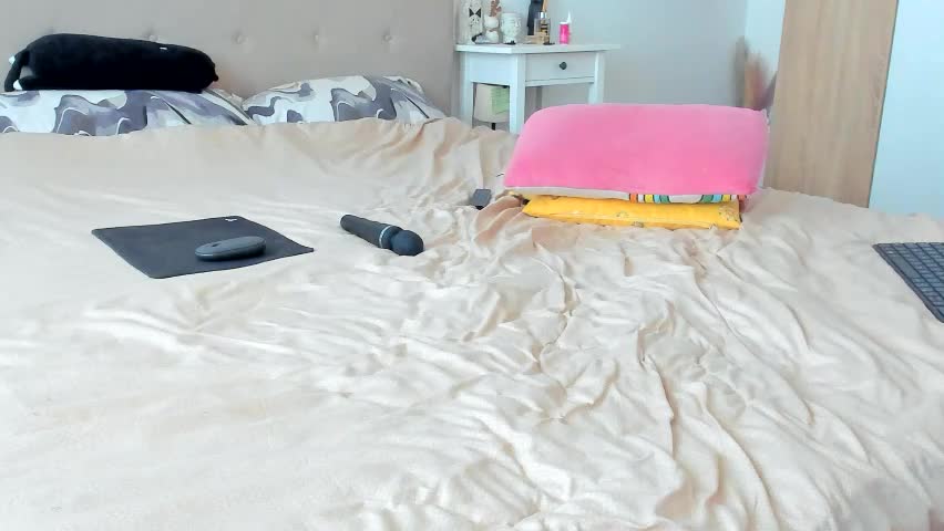 marie_marie03 Adult Chat April 6, 2026