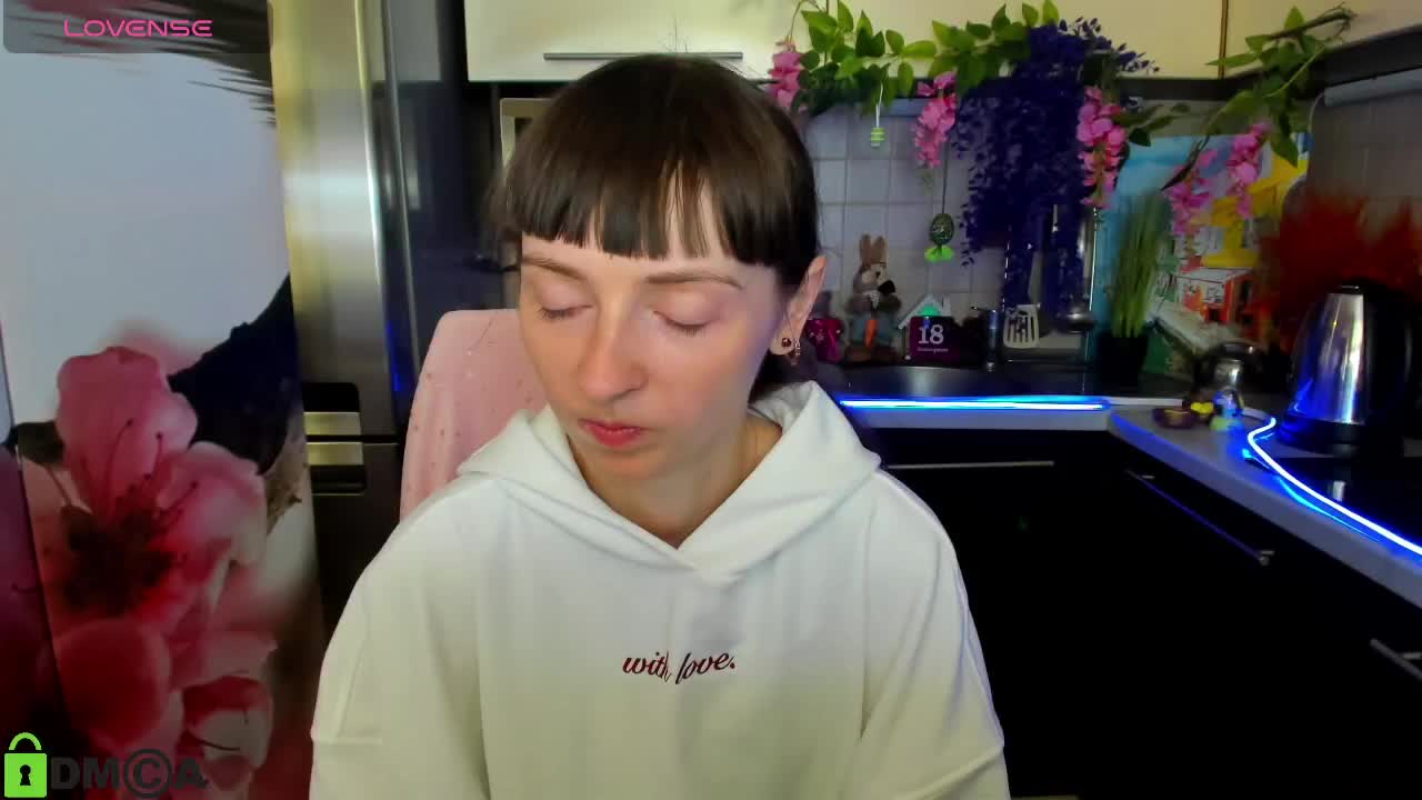 KathelinBrik Adult Chat April 6, 2026