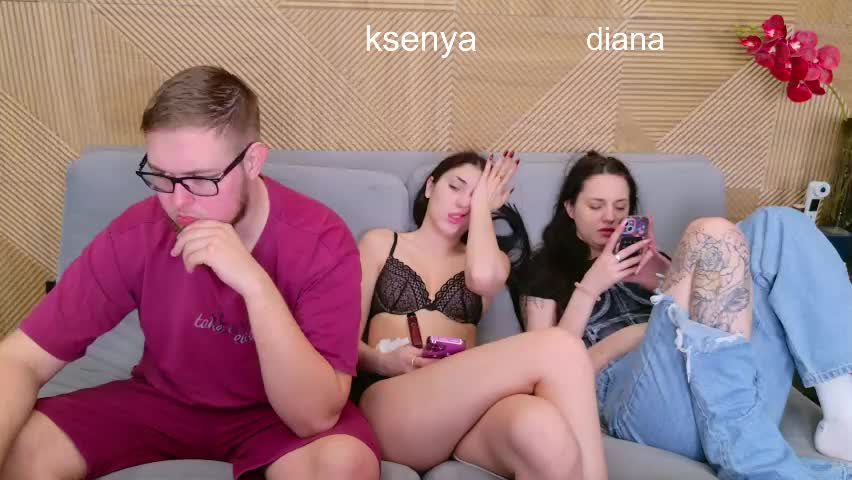 ksenyahot Adult Chat April 6, 2026