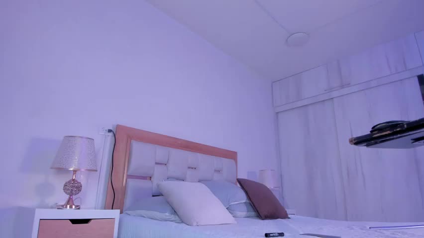 _natasha18_ Adult Chat April 6, 2026
