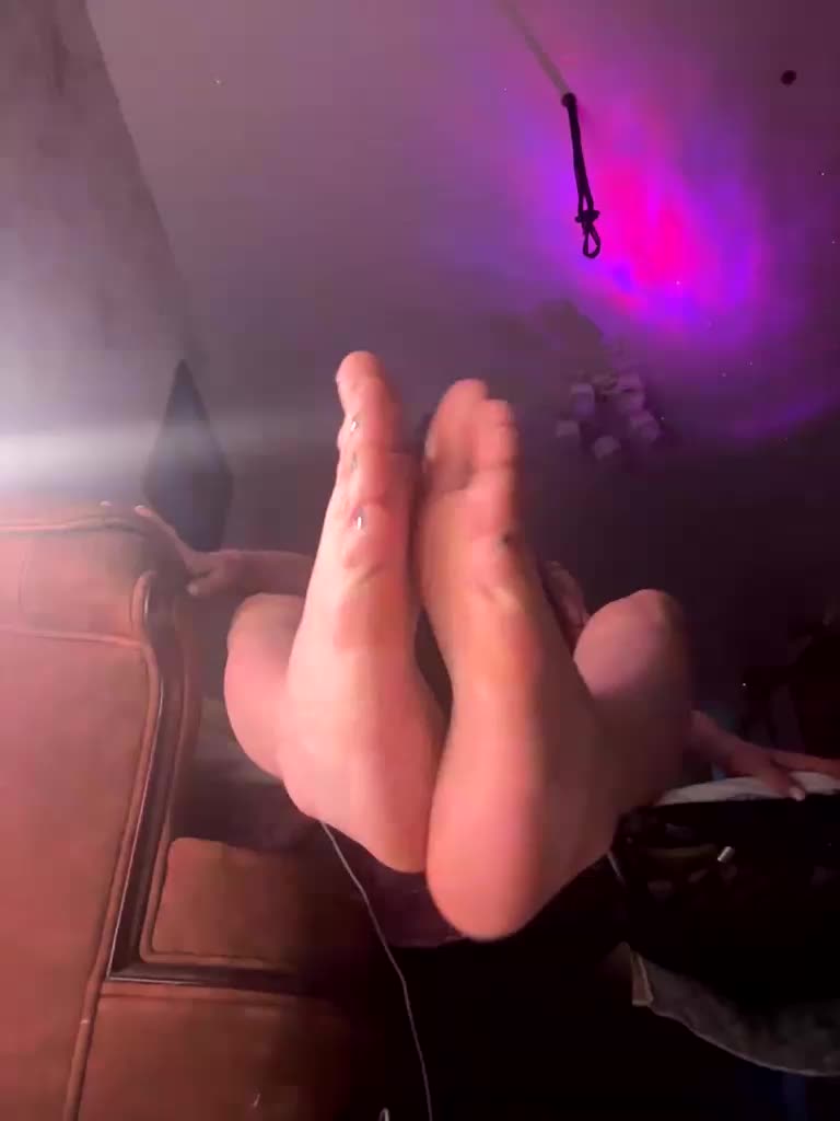 VIP17CoupleDream Adult Chat April 6, 2026