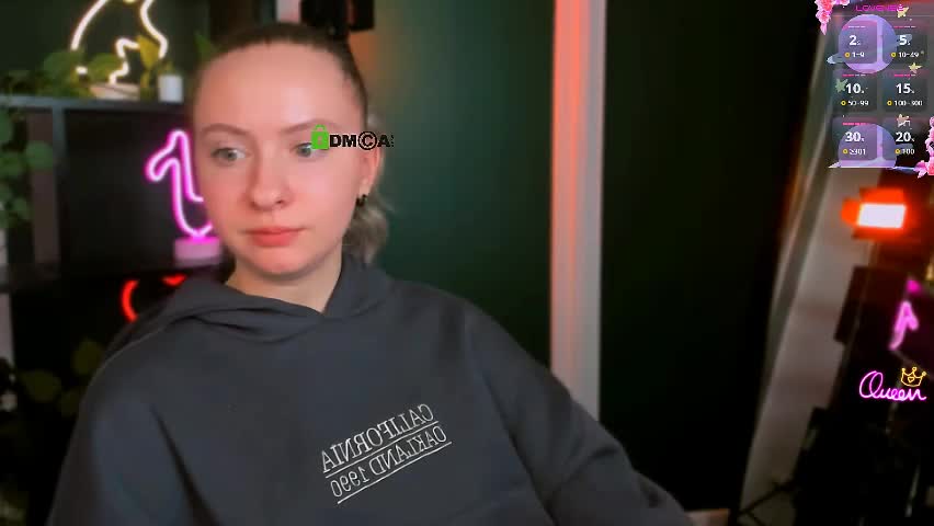 mila_glow Adult Chat April 6, 2026