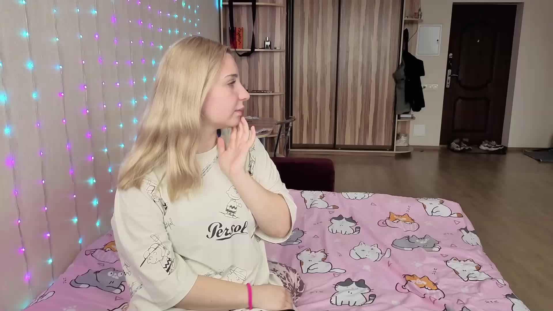 llolilove Adult Chat April 6, 2026