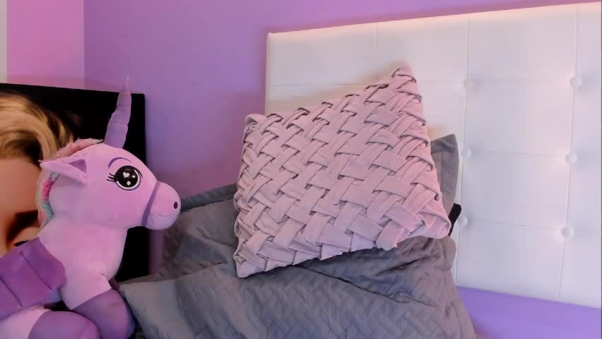 charlotte1117 Adult Chat April 6, 2026