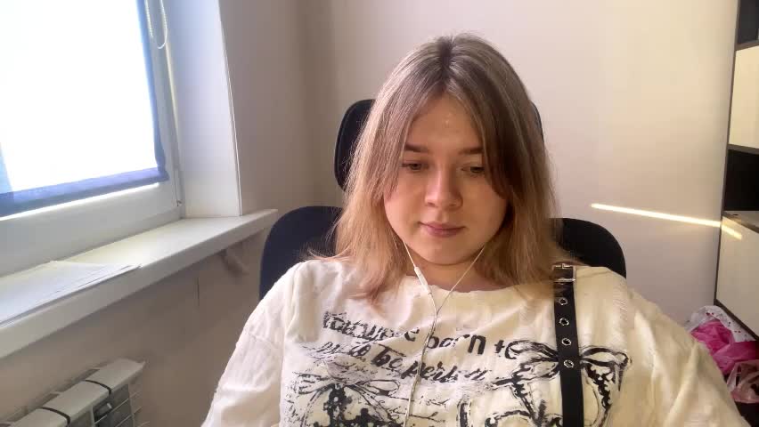 carolindueno Adult Chat April 6, 2026