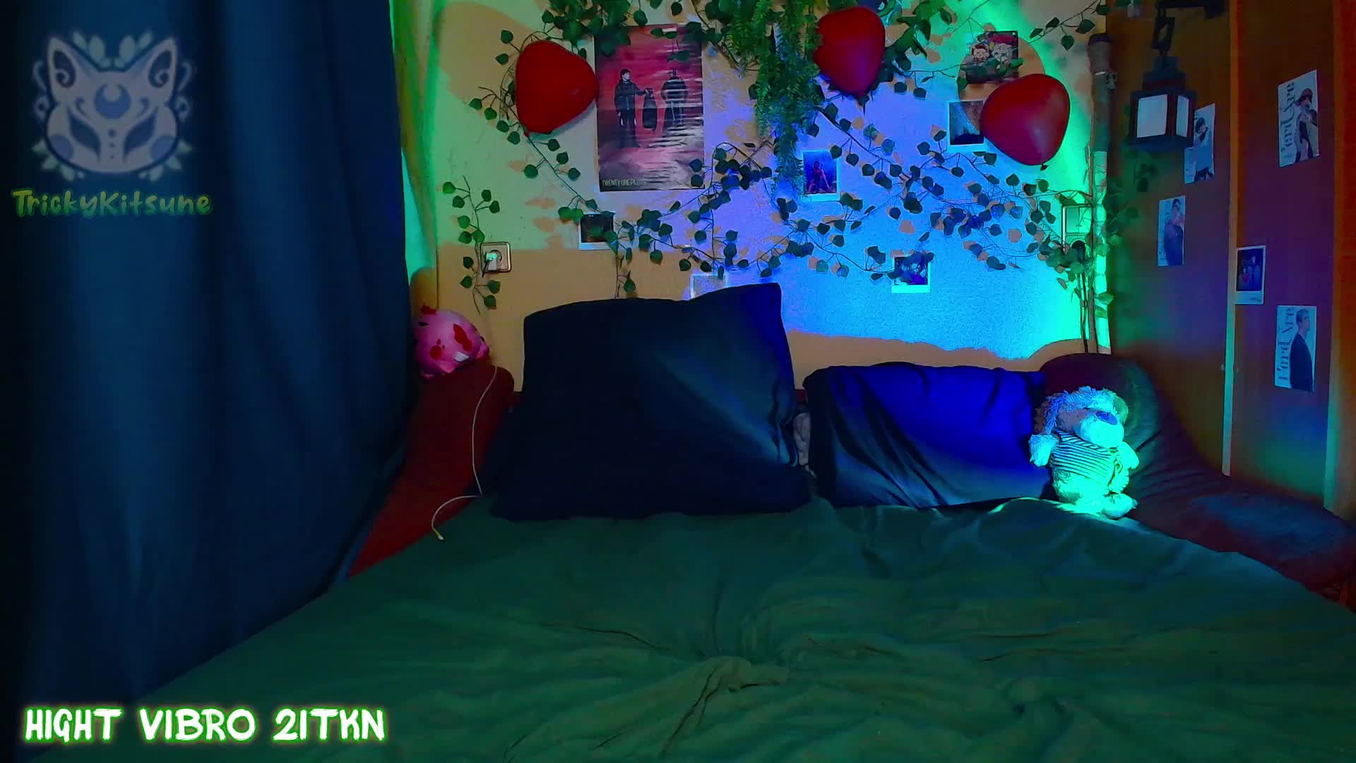 Tricky_Kitsune Adult Chat April 7, 2026