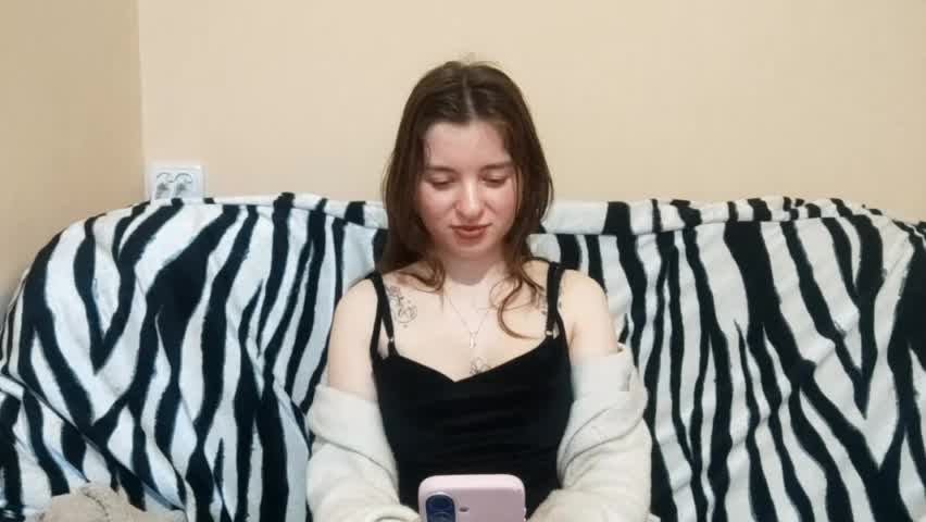 daniellevaulet Adult Chat April 7, 2026