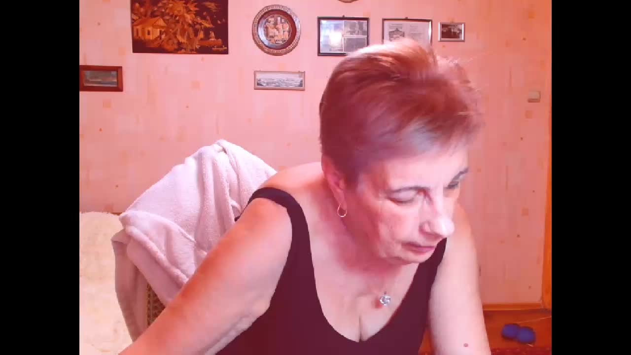 Victoria5643 Adult Chat April 7, 2026