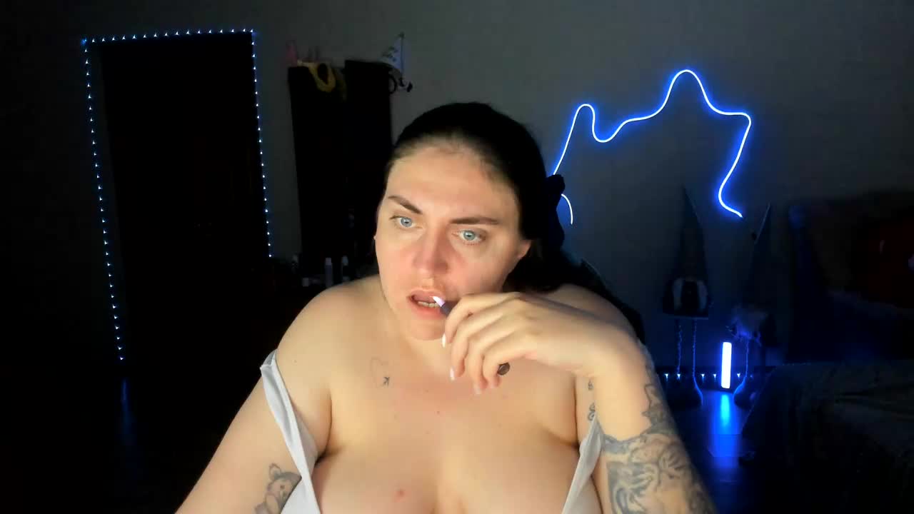 UkraineGirl Adult Chat April 7, 2026