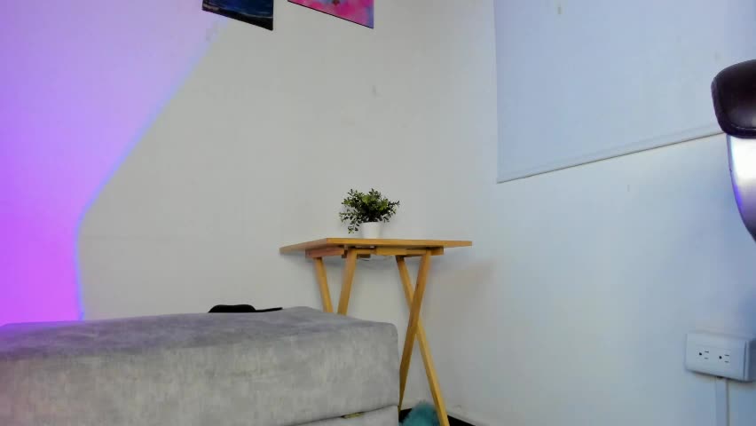 ale_alejandra Adult Chat April 7, 2026