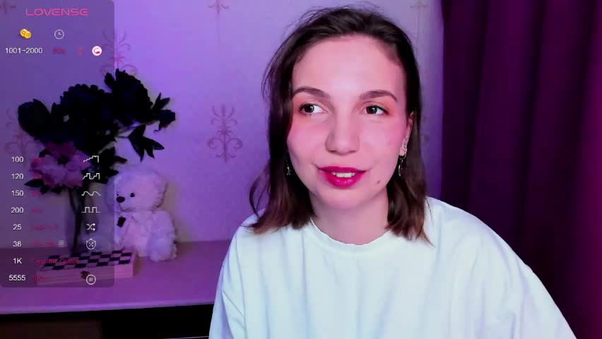 kindhazelhere_ Adult Chat April 7, 2026