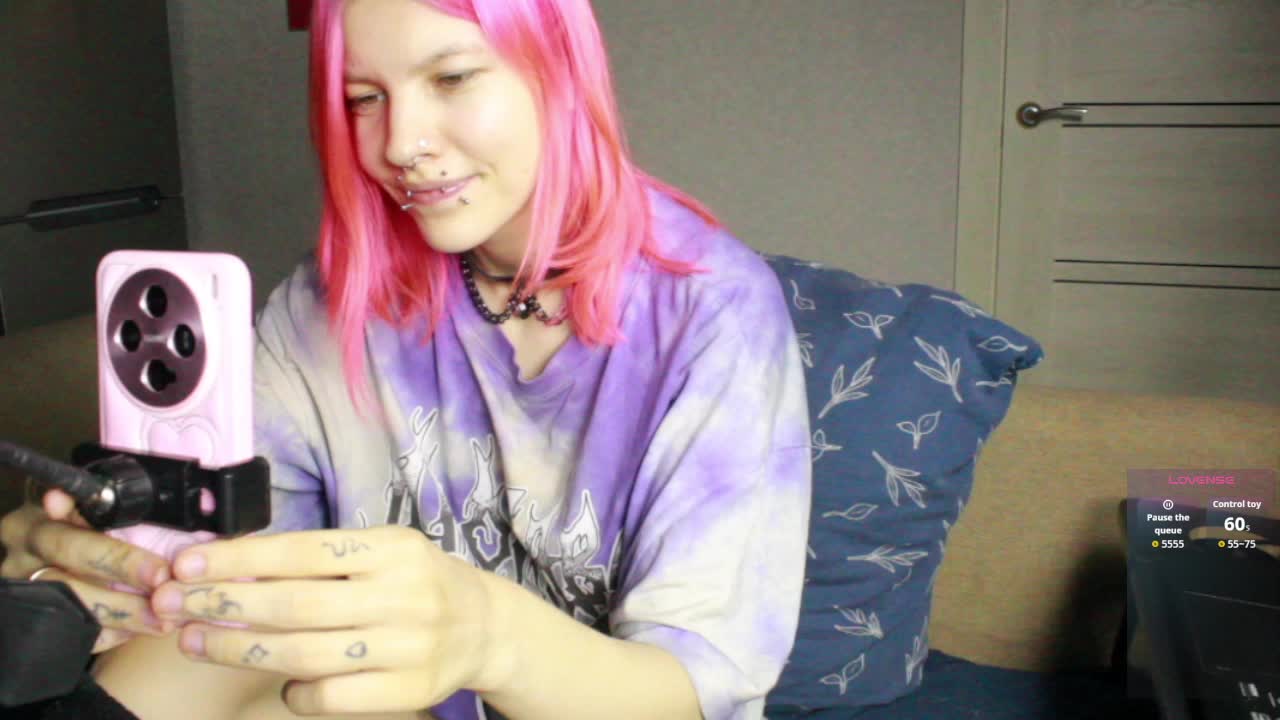 Kamala_Adele Adult Chat April 7, 2026