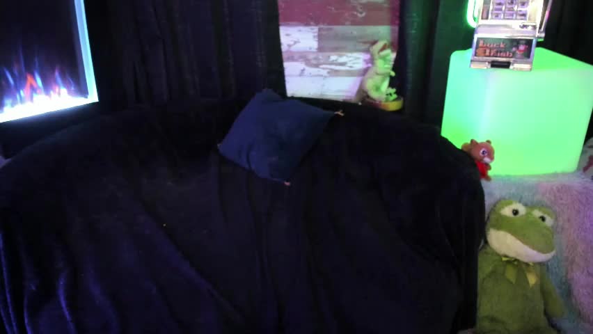 elle4you Adult Chat April 7, 2026