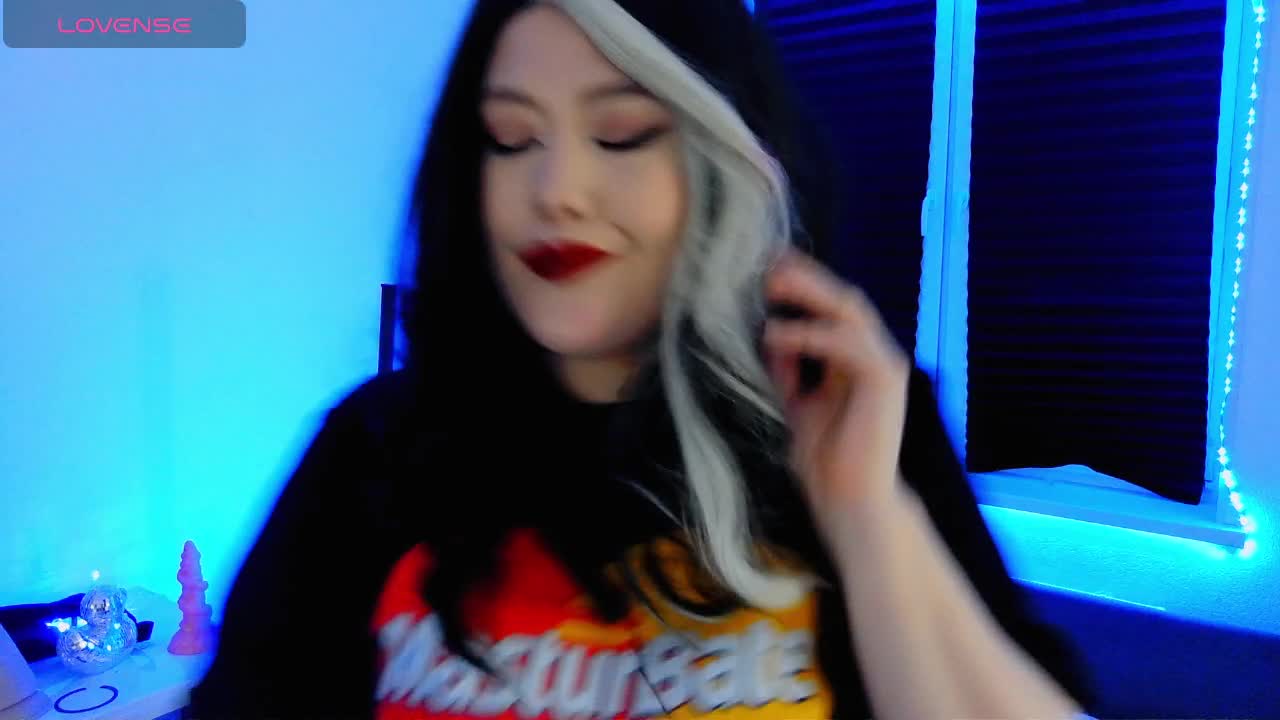 Laura-Wicked Adult Chat April 7, 2026