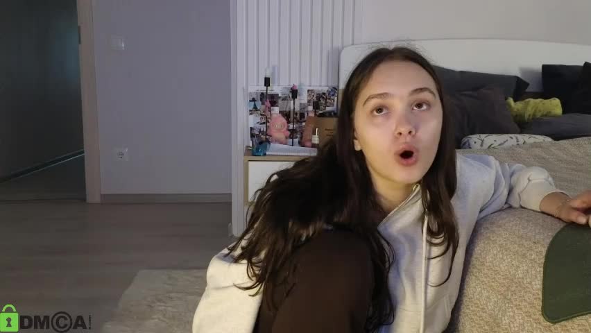 evi_woow Adult Chat April 7, 2026