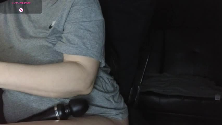 mia_g0ld Adult Chat April 7, 2026